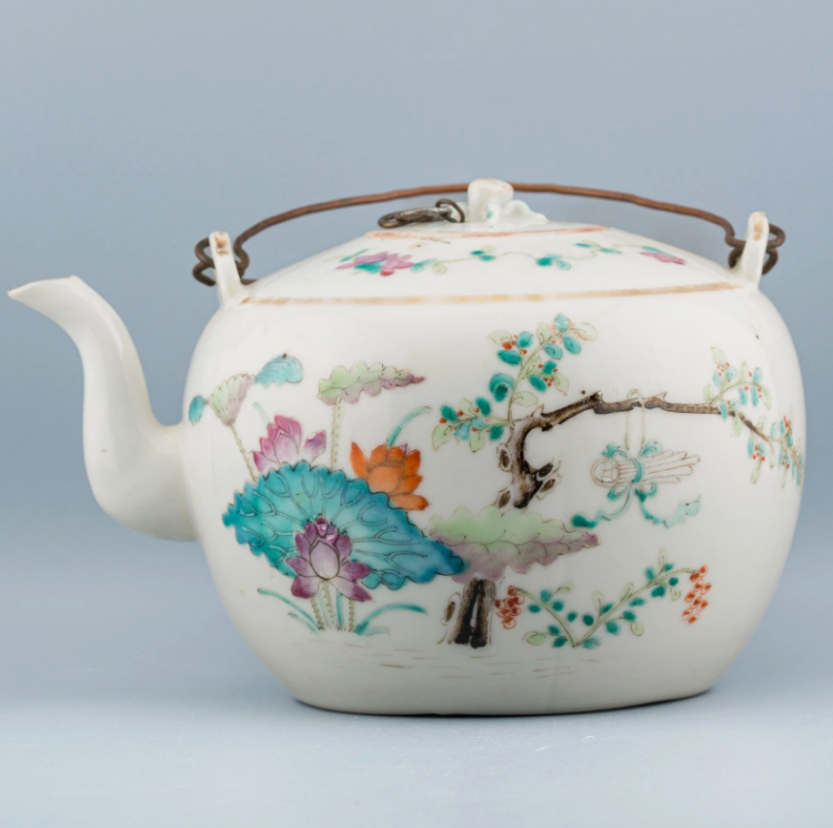 Chinese Famille Rose Porcelain Mei Vase with Floral Motifs, Turquoise Ground, Qing Style