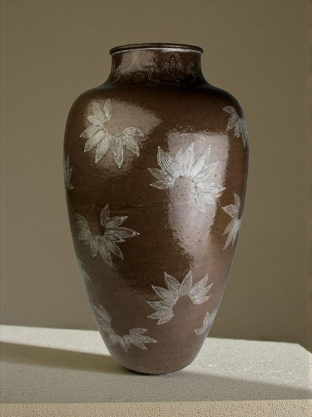 Large Japanese Meiji Period Porcelain Vase with White Slip Inlay — Makuzu Kozan Style